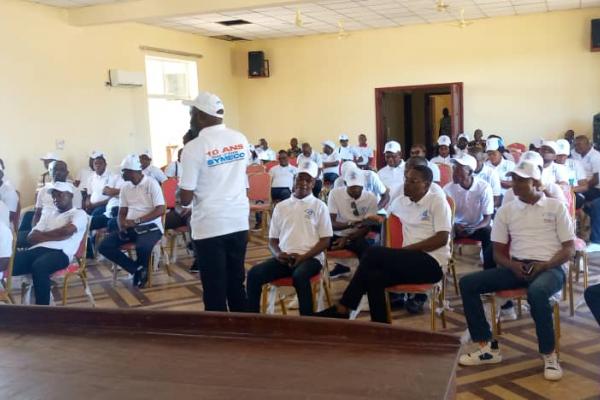 Les médecins membres du SYMECO, à Kananga. 
