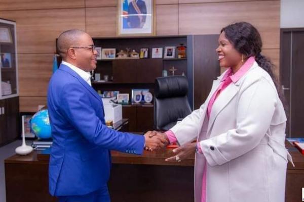 Fifi Masuka et Théo Ngwabije 