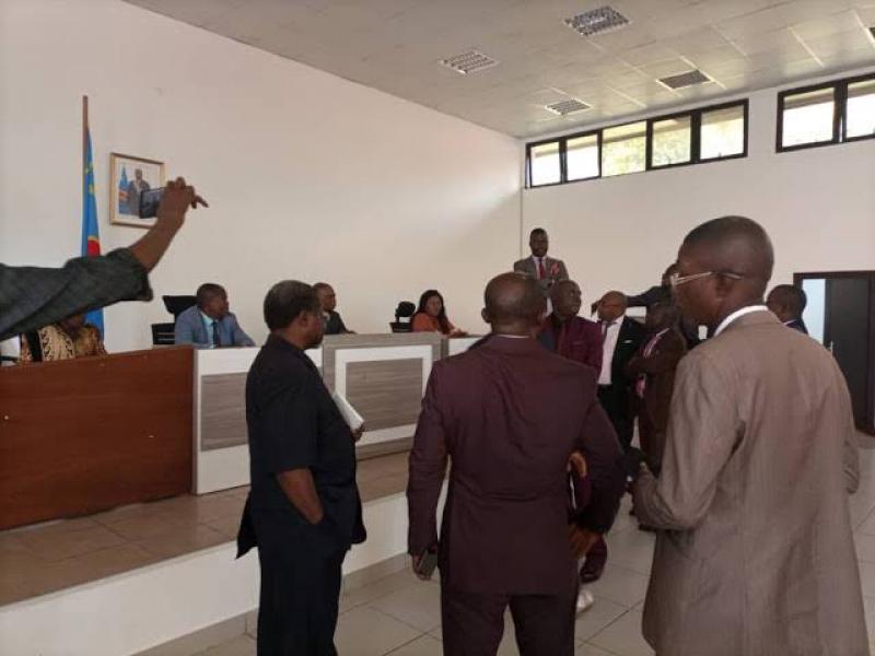 Les députés provinciaux du Tanganyika lors d'une plénière. 