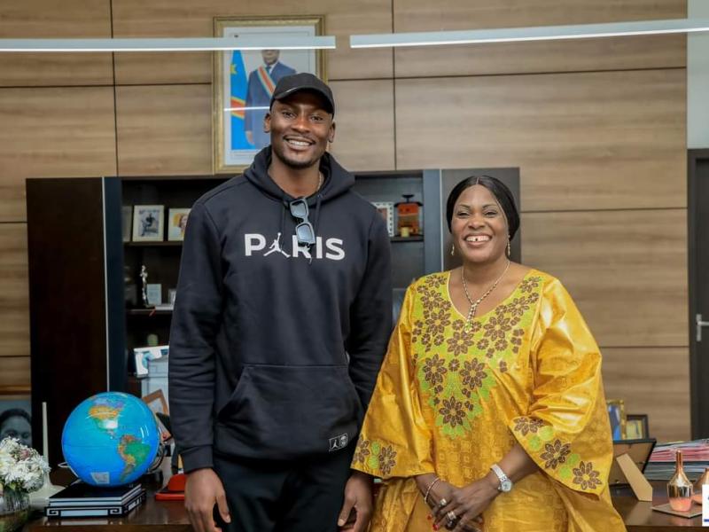 Fifi Masuka Saïni et Bismack Biyombo 