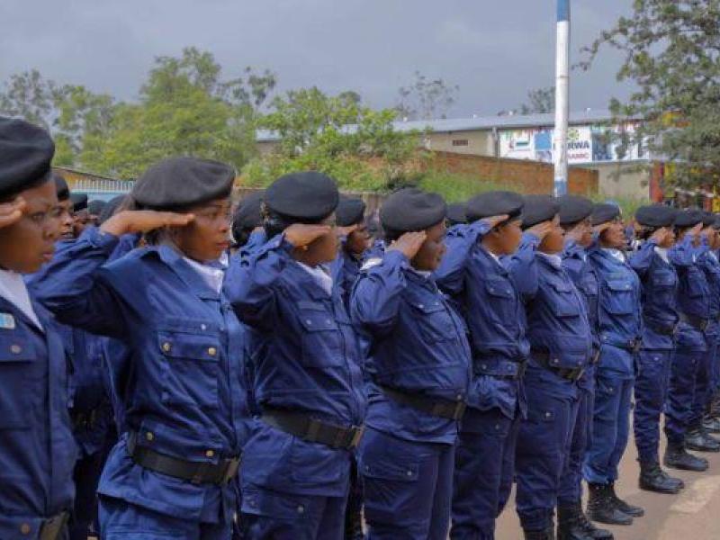 Les éléments de la PNC lors d'une parade à Kolwezi. 